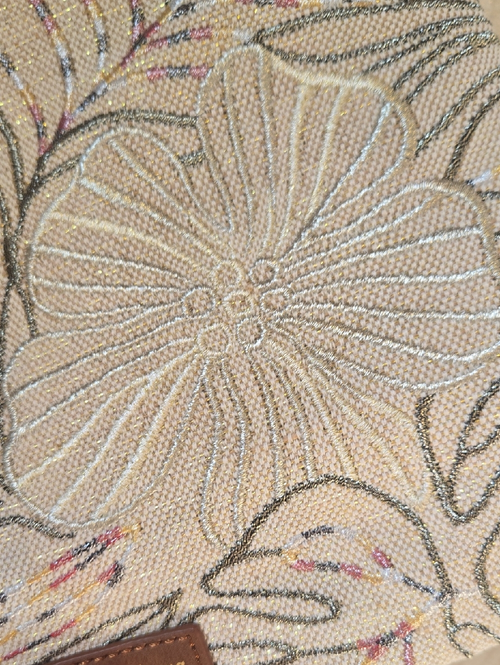 Tommy Bahama Floral Jute Metallic Accent Crossbody Bag - Picture 6 of 16